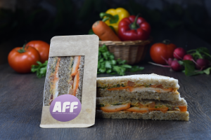 TANDOORI CHICKEN SANDWICH